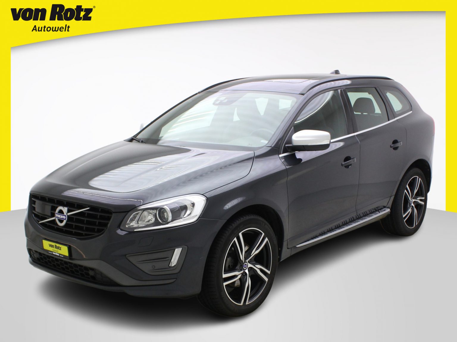 VOLVO XC60 2.4 D4 Momentum AWD R-Design