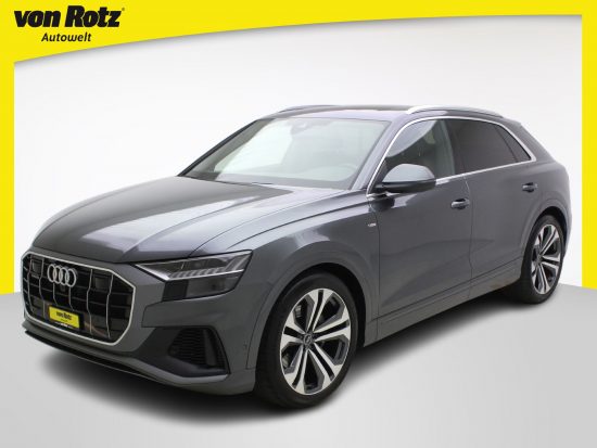 AUDI Q8 55 TFSI S line quattro T-Tronic - Auto Welt von Rotz AG