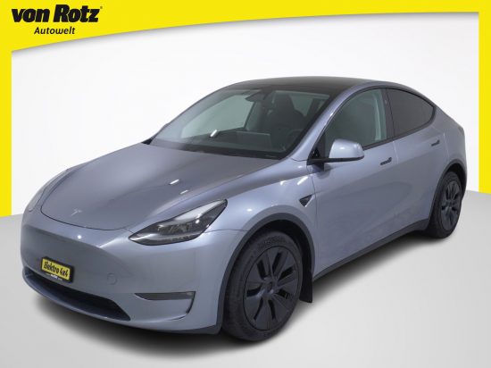 TESLA Model Y Long Range Dual AWD - Auto Welt von Rotz AG 3